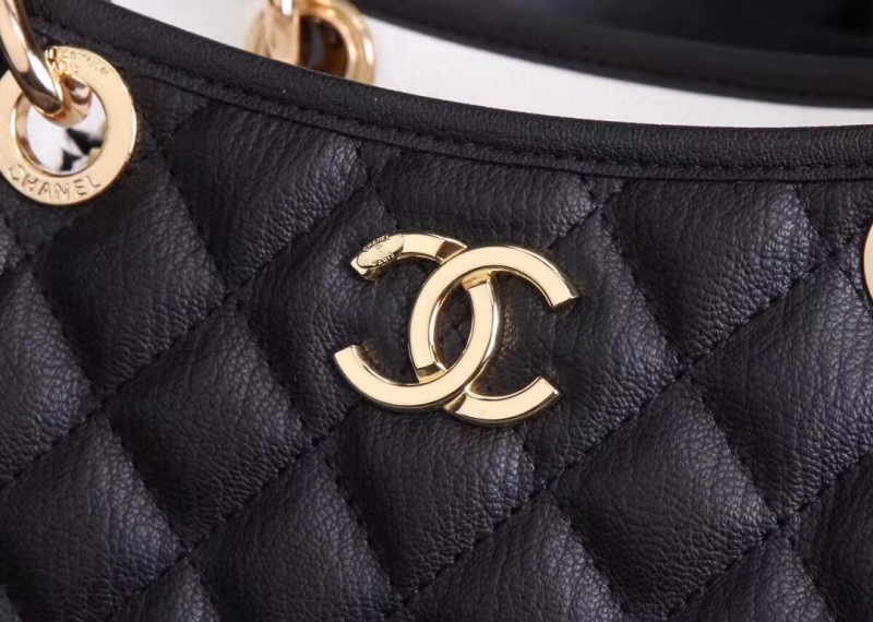 Ch**el shopping bags